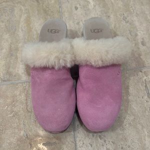 Brand new UGG slip on Size 34